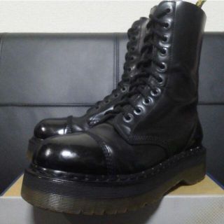 ドクターマーチン(Dr.Martens)の【激レア】Dr.Martens クレイジーボム UK8 黒 厚底 10ホール(ブーツ)