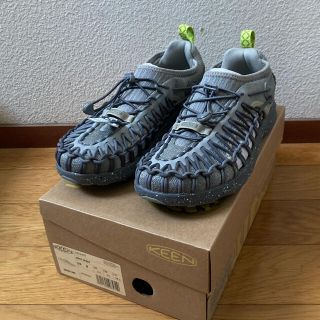 キーン(KEEN)の新品未使用　KEEN ユニーク スニーク Uneek SNK グレー25.0cm(サンダル)