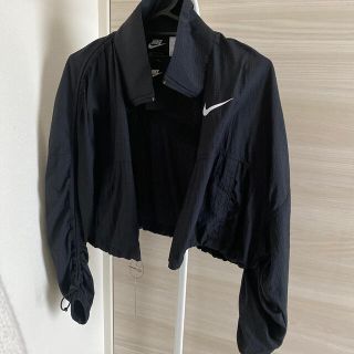 ナイキ(NIKE)のNIKE ブルゾン(ナイロンジャケット)