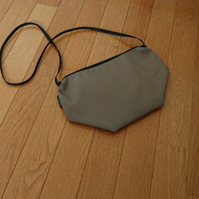 Herve Chapelier(エルベシャプリエ)のエルベシャプリエプリエグリーンレーベル別注ビッグポシェット レディースのバッグ(ショルダーバッグ)の商品写真