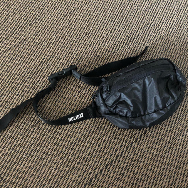 holiday(ホリデイ)のHOLIDAY PACKABLE MINI WAIST BAG  レディースのバッグ(ショルダーバッグ)の商品写真