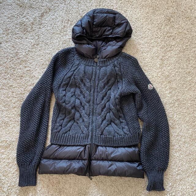 品質満点! MONCLER - モンクレール ニット ダウンパーカー 美品