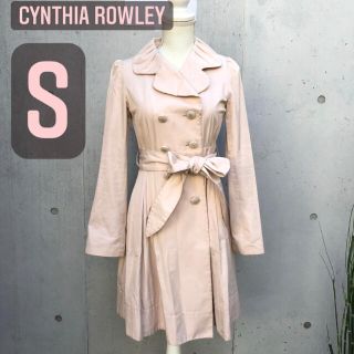 シンシアローリー(Cynthia Rowley)のビジュー トレンチコート ピンクベージュ S リボンCynthia Rowley(トレンチコート)