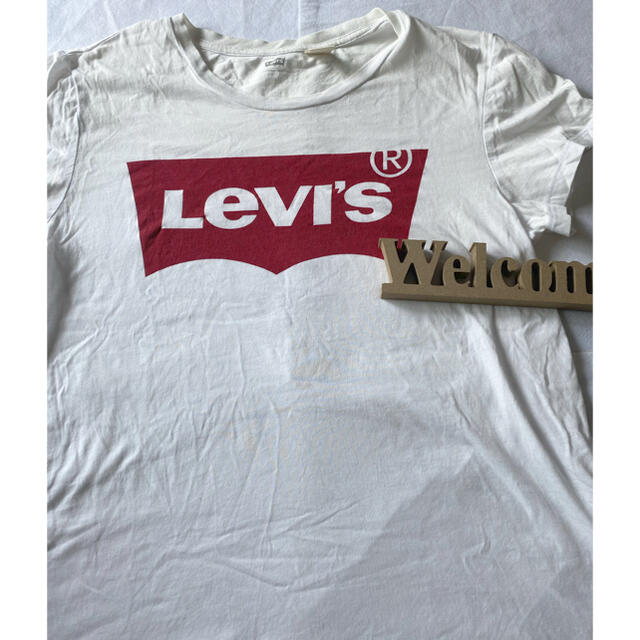 Levi's(リーバイス)のリーバイス　Tシャツ　美品 レディースのトップス(Tシャツ(半袖/袖なし))の商品写真