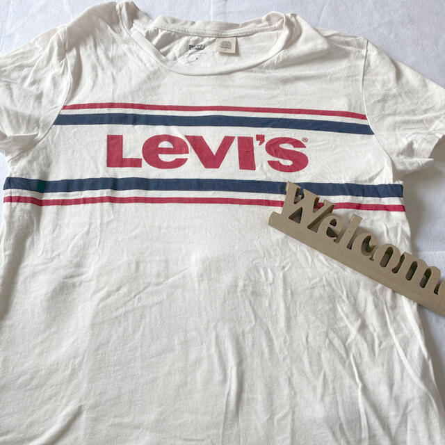 Levi's(リーバイス)のリーバイス　Tシャツ　レディース レディースのトップス(Tシャツ(半袖/袖なし))の商品写真