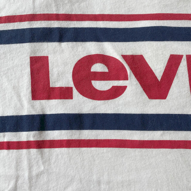 Levi's(リーバイス)のリーバイス　Tシャツ　レディース レディースのトップス(Tシャツ(半袖/袖なし))の商品写真