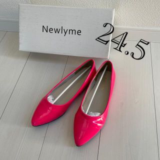 ユメテンボウ(夢展望)の【新品箱付き】newlyme 楽チンフラットポインテッドトゥパンプス　24.5㎝(ハイヒール/パンプス)