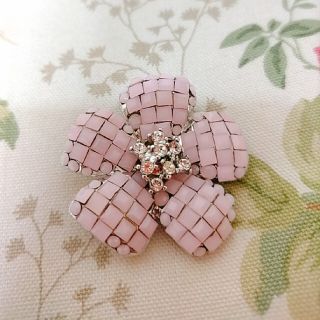 フォクシー(FOXEY) ピンク ブローチ/コサージュの通販 34点 フォクシー(FOXEY) ピンク ブローチ/コサージュの通販 34点