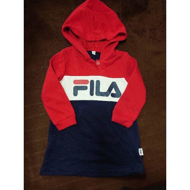 FILA(フィラ)のFILAパーカーワンピース キッズ/ベビー/マタニティのキッズ服女の子用(90cm~)(Tシャツ/カットソー)の商品写真