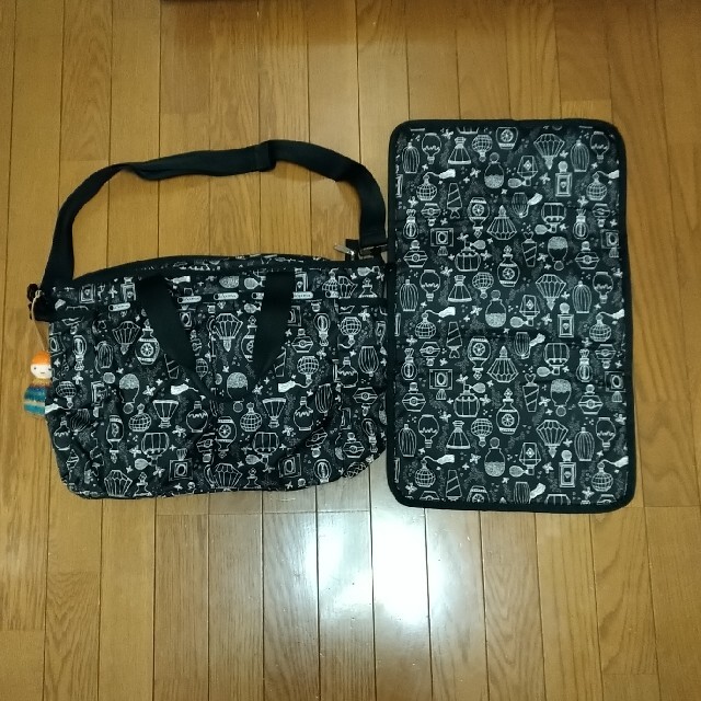 LeSportsac(レスポートサック)の美品　レスポートサック マザーズバッグ　オムツ替えシート付き キッズ/ベビー/マタニティのマタニティ(マザーズバッグ)の商品写真