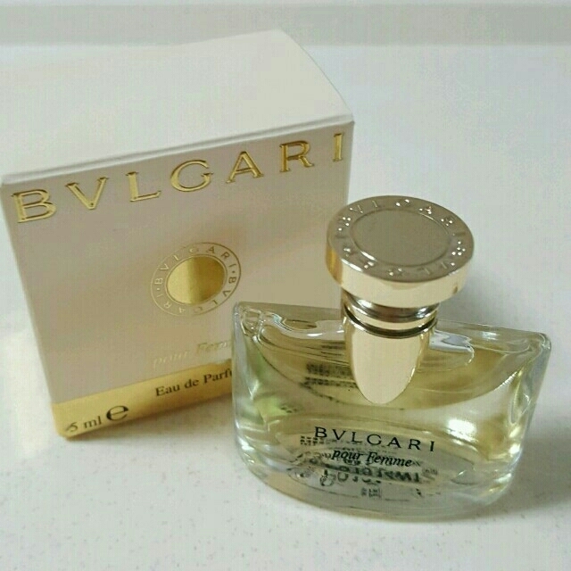 BVLGARI(ブルガリ)の未使用　ブルガリ　5ml　香水セット コスメ/美容の香水(ユニセックス)の商品写真