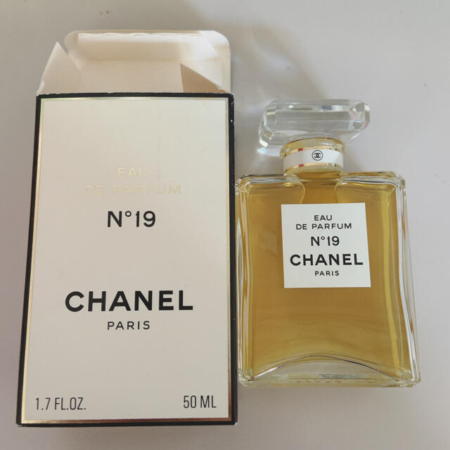 CHANEL(シャネル)のまつぽむ様 専用 コスメ/美容の香水(香水(女性用))の商品写真