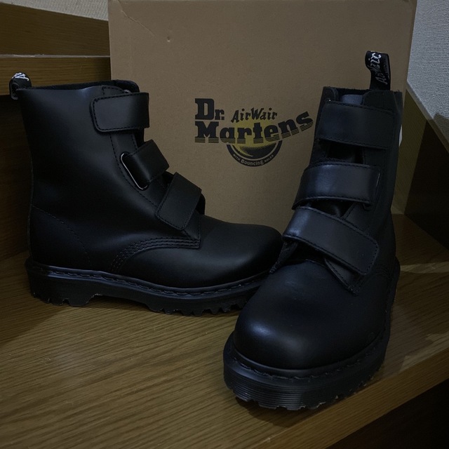 Dr.Martens(ドクターマーチン)のDr.Matens  新品 レディースの靴/シューズ(ブーツ)の商品写真