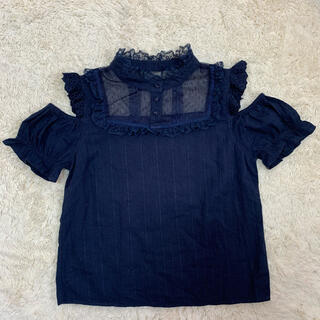 リズリサ(LIZ LISA)のLIZLISA 半袖 紺色レース肩あきブラウス(シャツ/ブラウス(半袖/袖なし))