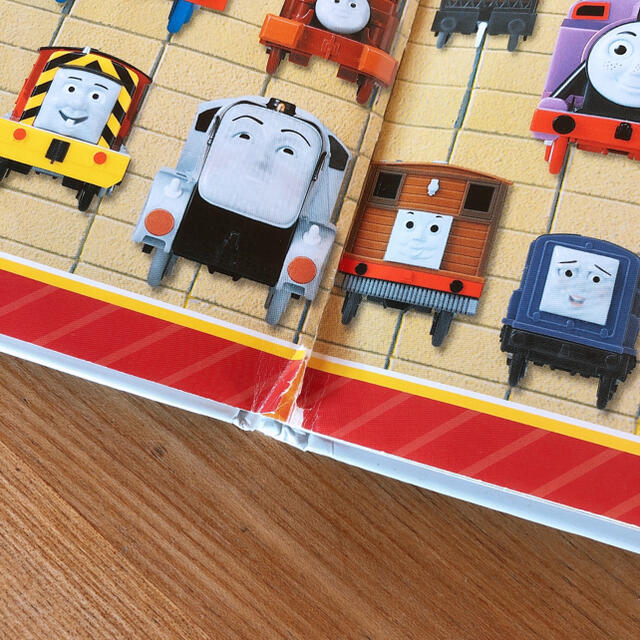 トーマスみーつけた！ エンタメ/ホビーの本(絵本/児童書)の商品写真