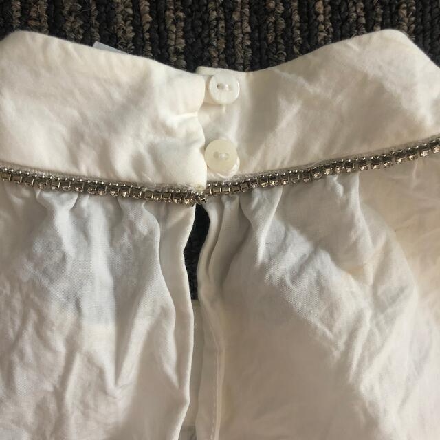 ZARA(ザラ)のZARA 襟元キラキラ　ブラウス　M レディースのトップス(シャツ/ブラウス(長袖/七分))の商品写真