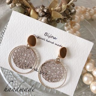 イエナ(IENA)の＊新商品＊　beige loop pierce(ピアス)