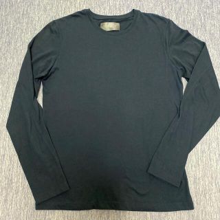 ダブルジェーケー(wjk)の美品wjk長袖Ｔシャツ　見頃脇、袖立体カッティング左袖口ロゴ刺繍、後センター®️(Tシャツ/カットソー(七分/長袖))