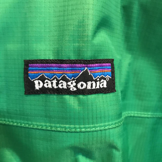 patagonia(パタゴニア)のパタゴニア  マウンテンパーカー　ナイロンジャケット　Sサイズ メンズのジャケット/アウター(ナイロンジャケット)の商品写真