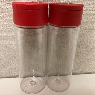 【新品未使用】Tupperware 容器（レッド）2個セット 送料無料(容器)