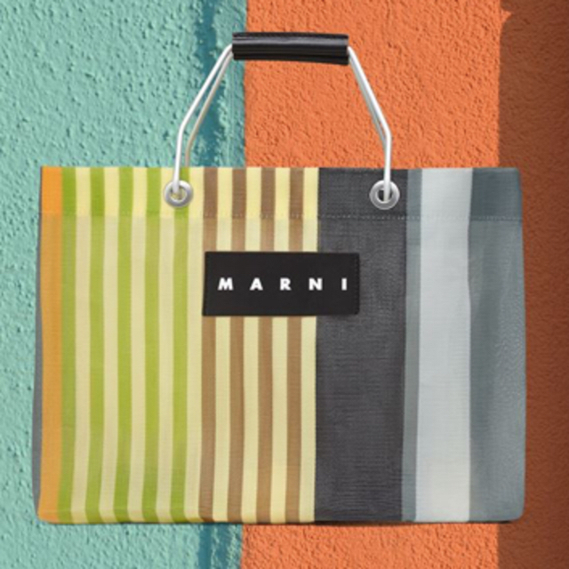 Marni(マルニ)の超美品★MARNI MARKET★ストライプ 　ショッピングバッグ  レディースのバッグ(トートバッグ)の商品写真