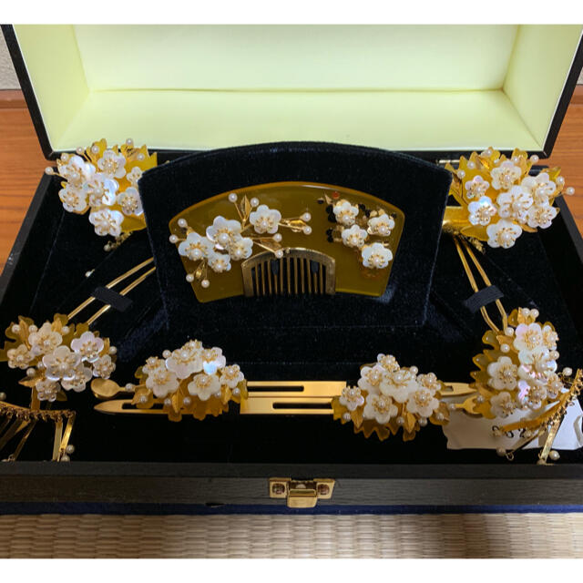 YUMI KATSURA - 美品 【桂由美】華笄 笄 簪の通販 by マルボロ's YUMI KATSURA - 美品 【桂由美】華笄 笄 簪の通販 by マルボロ's