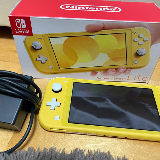 Nintendo Switch Lite イエローエンタメホビー