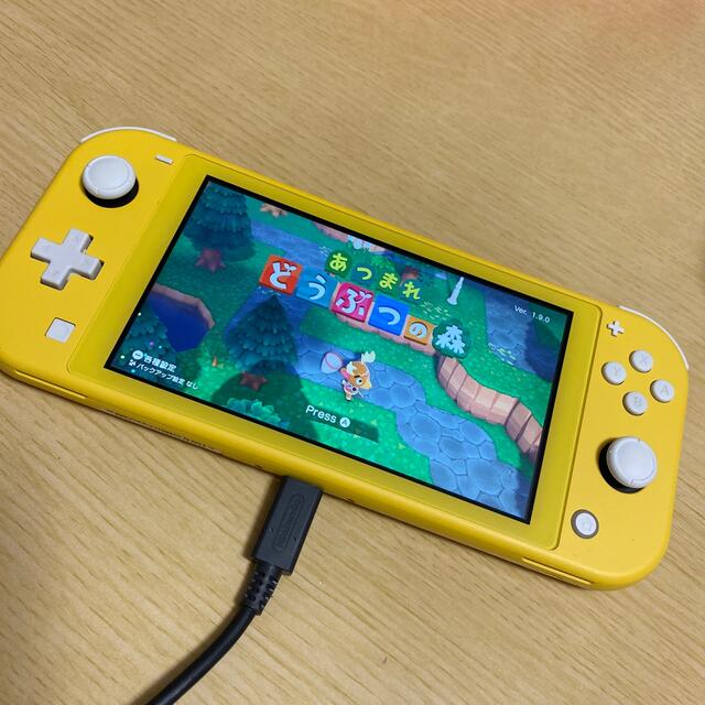 Nintendo Switch Lite イエロー　あつまれどうぶつの森セット