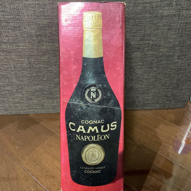 CAMUS カミュ ナポレオン　古酒 食品/飲料/酒の酒(ブランデー)の商品写真