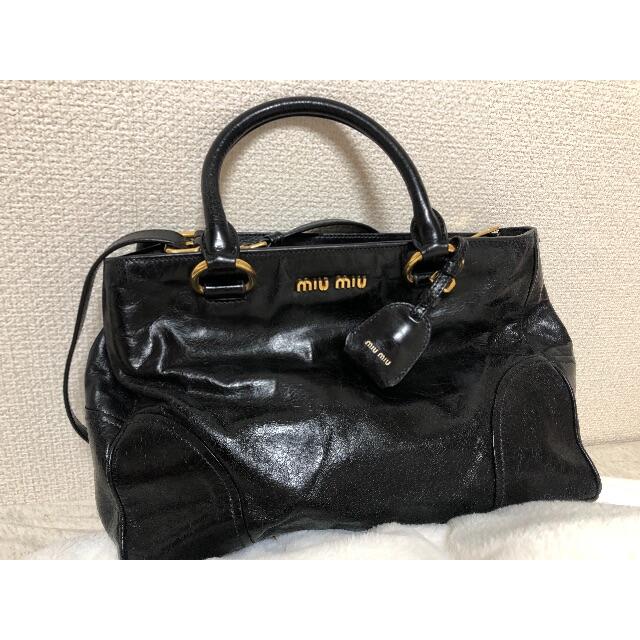 レディースmiumiu レザー　ショルダーバッグ