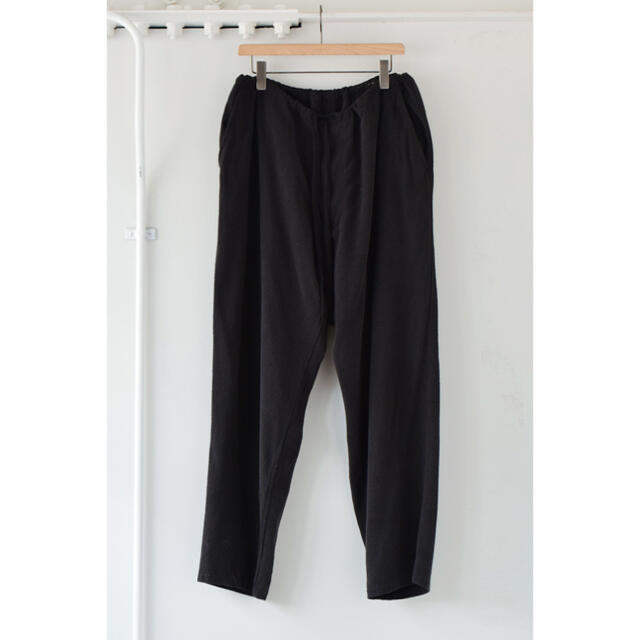 激安の comoli 21ss シルクネップドローストリングパンツsize メンズ