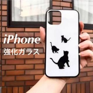 iPhone11proケース 強化ガラス　猫の親子(iPhoneケース)