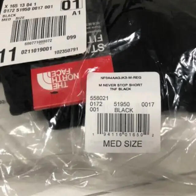 低価HOT THE NORTH FACE - The North Face ノースフェイス ハーフパンツ ブラック×レッド Mの通販 by KAZAMAX shop|ザノースフェイスならラクマ 最安値HOT