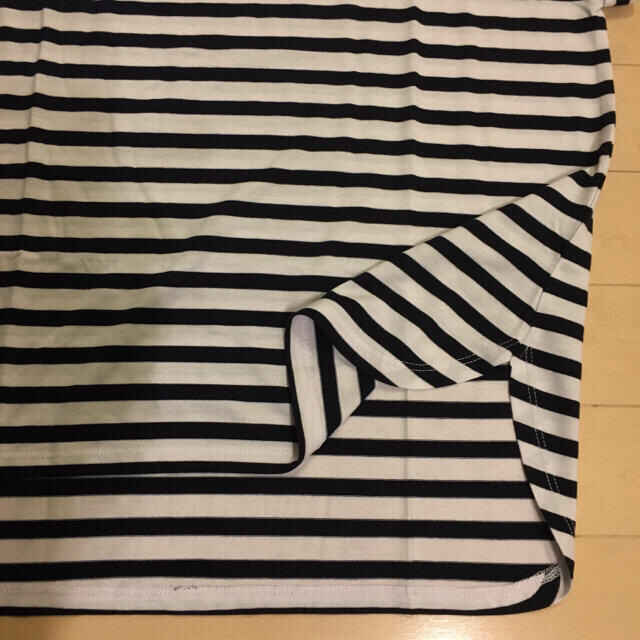 Graniph(グラニフ)のグラニフ　刺繍　ポケット　ボーダー　フラワー　Tシャツ　カットソー　ブラック レディースのトップス(Tシャツ(半袖/袖なし))の商品写真