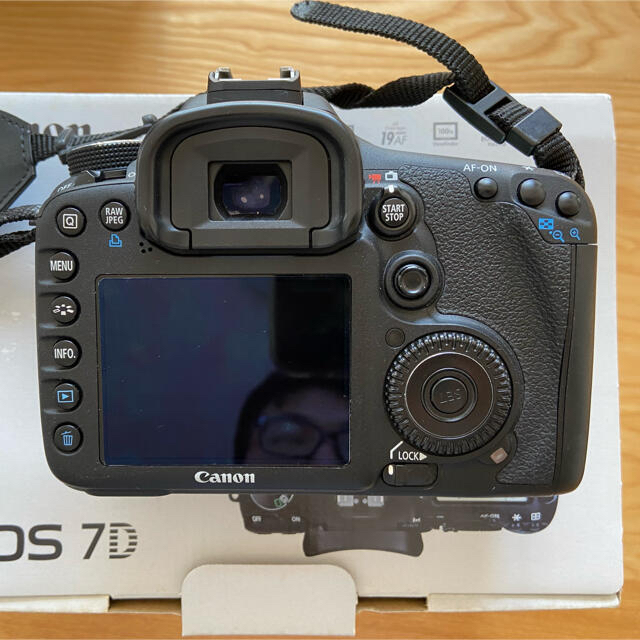 Canon 7D・ボディ 送料込みの通販 by YDM's shop｜キヤノンならラクマ - 美品キャノンCanon EOS 再入荷