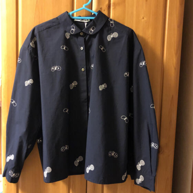 A4等級以上 ミナペルホネン ブラウス「choucho」navy38 - 通販