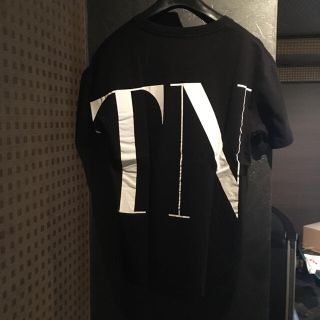 ヴァレンティノ(VALENTINO)の早い者勝ち売り切り！バレンティノロゴTシャツ黒S(シャツ)