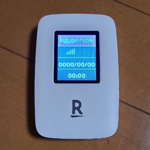 モバイル　Pocket WiFi　ホワイト