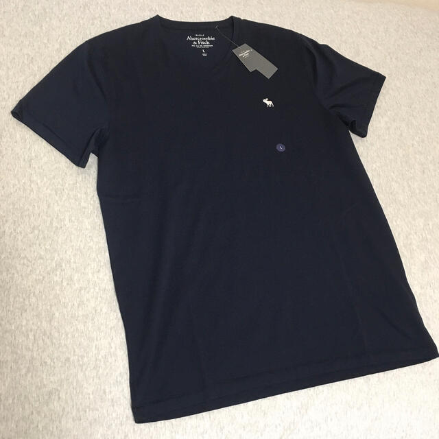 Abercrombie&Fitch(アバクロンビーアンドフィッチ)のAbercrombie&Fitch アバクロンビー&フィッチ　Tシャツ メンズ メンズのトップス(Tシャツ/カットソー(半袖/袖なし))の商品写真