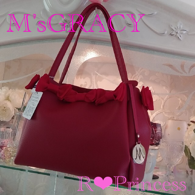 M'S GRACY(エムズグレイシー)の✨そら様専用✨新品✨エムズグレイシー✨おりぼんバック✨赤✨ レディースのバッグ(ショルダーバッグ)の商品写真