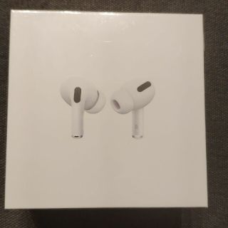 アップル(Apple)のAirPods pro 新品未開封(ストラップ/イヤホンジャック)