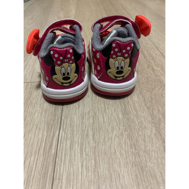 adidas(アディダス)のアディダス　ミニーちゃんスニーカー キッズ/ベビー/マタニティのベビー靴/シューズ(~14cm)(スニーカー)の商品写真