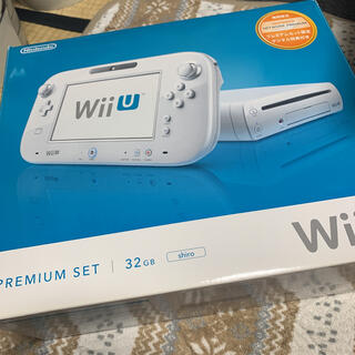 ウィーユー(Wii U)の専用(家庭用ゲーム機本体)