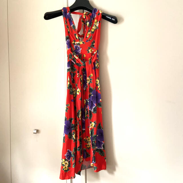 Free People Free People レトロ花柄ホルターワンピースの通販 By れいん S Shop フリーピープルならラクマ Free People Free People レトロ花柄ホルターワンピースの通販 By れいん S Shop フリーピープルならラクマ