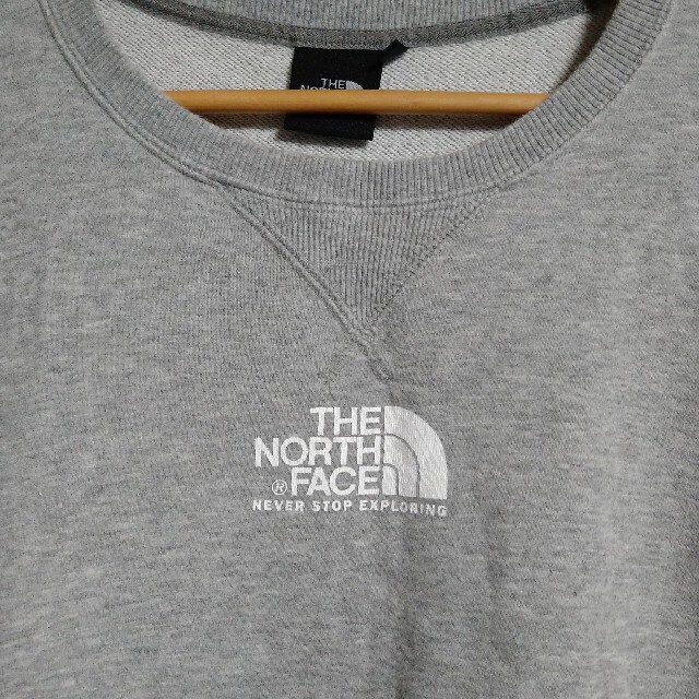 THE NORTH FACE(ザノースフェイス)のTHE NORTH FACE グレー　スウェット　ＸＬsize メンズのトップス(スウェット)の商品写真