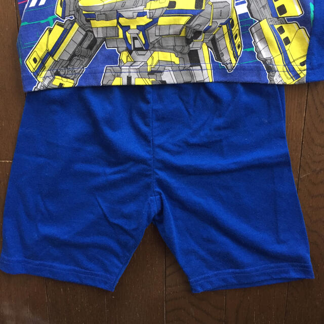 シンカリオン   パジャマ  新品靴下 キッズ/ベビー/マタニティのキッズ服男の子用(90cm~)(パジャマ)の商品写真