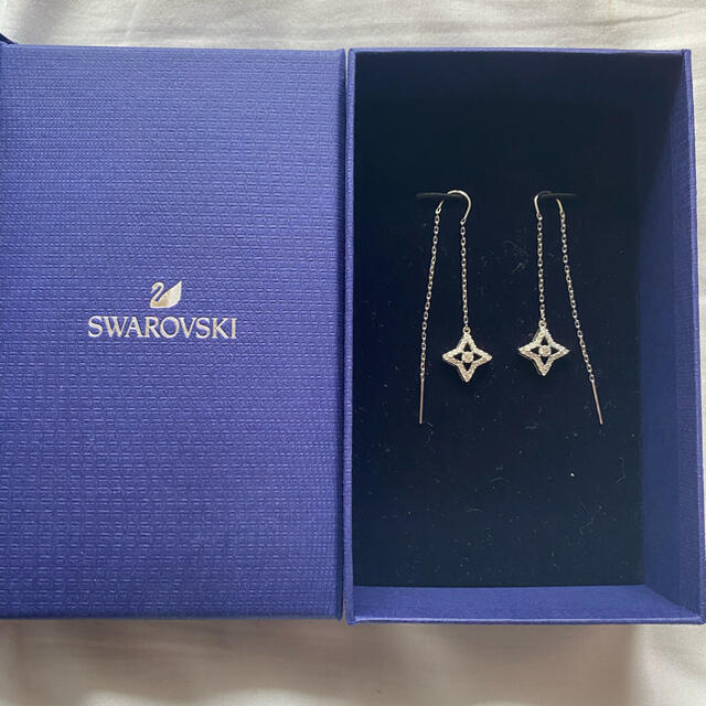 SWAROVSKI Star ピアス スワロフスキー Sparkling