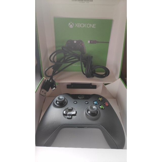 Xbox(エックスボックス)のXbox One コントローラー  スマホ/家電/カメラのPC/タブレット(PC周辺機器)の商品写真