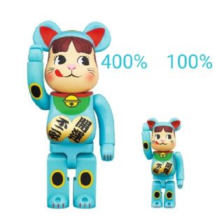 メディコムトイ(MEDICOM TOY)の【新品】BE@RBRICK 招き猫 ペコちゃん 青蓄光 100％ ＆ 400％(その他)