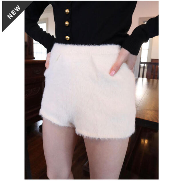 epine high-waist mohair shortpants ivory